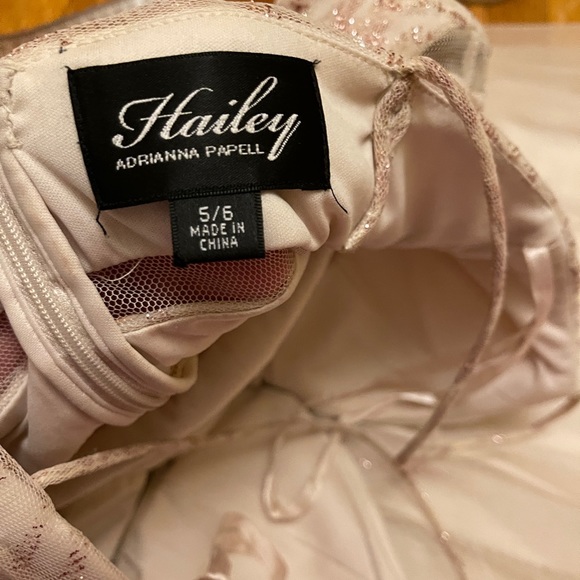 Evening gown size 5 - Picture 8 of 8